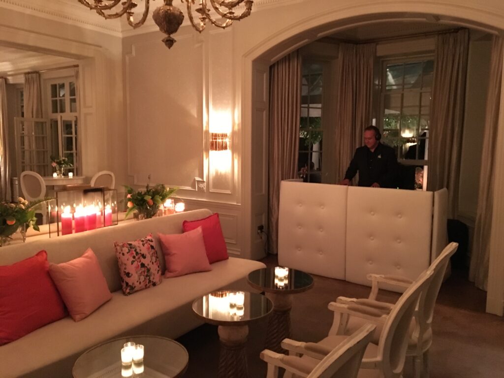 Dj Set-up Graydon Hall Manor